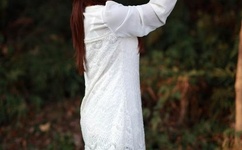 篱笆女人和狗主题歌